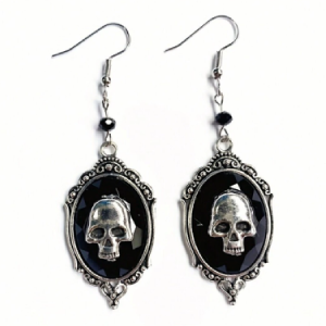 Pendientes vintage de aleación de acero con calavera metálica