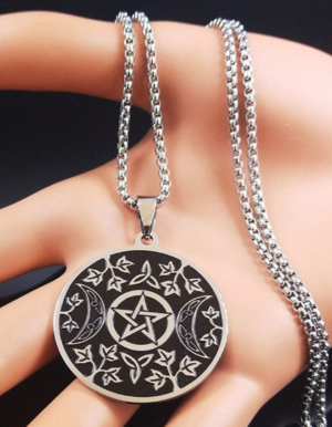 Colgante con Pentagrama con Lunas y Hojas de Hiedra Colgante con Pentagrama con Lunas y Hojas de Hiedra