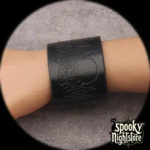 Pulsera de Cuero Calavera en Llamas Pulsera de Cuero Calavera en Llamas